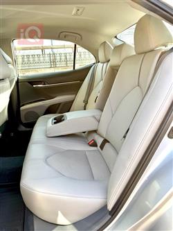 تۆیۆتا کامری